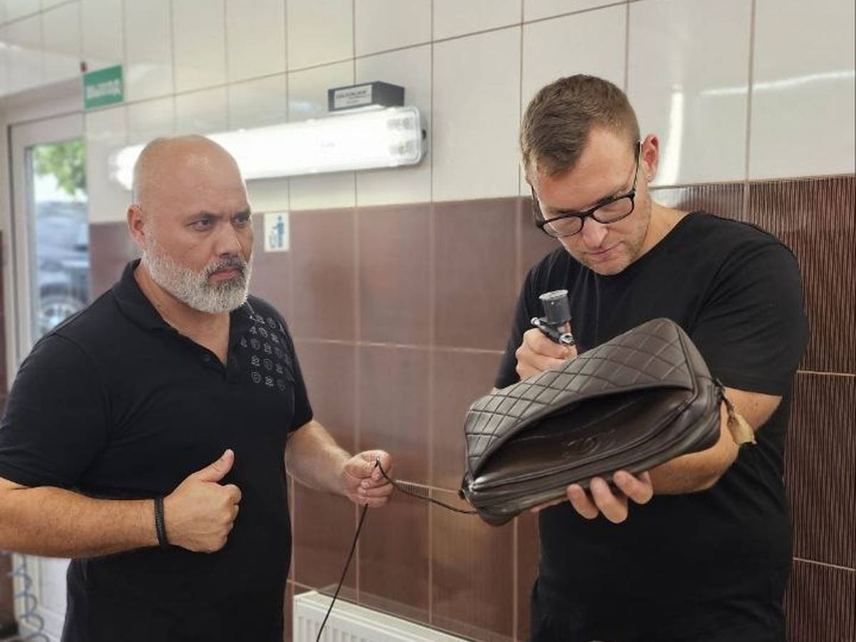 Lecție de recondiționare a pielii în atelierul Arti Golden